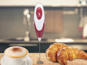 BEPER 90.349 Bagheta pentru spumant de lapte, Spumant de lapte electric - cu suport din otel inoxidabil 15-20s, Spumant de lapte cu baterii pentru cafea, latte, cappuccino, ciocolata calda si rece - Img 7