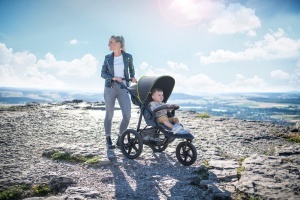 Buggy pentru copii Hauck Runner, 3 roti, XL Luftrreifen, NegruGalben - Img 2