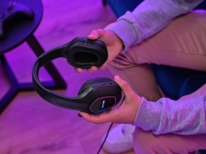 Casti Gaming Trust GXT 419 Rayne LED Multicolor Driver 50 mm Over-Ear Negru - Img 10