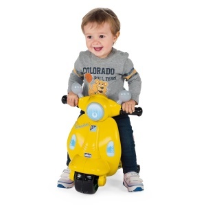 Chicco Vespa Primavera pentru copii 1-3 ani galben cu lumini si sunete - Img 2