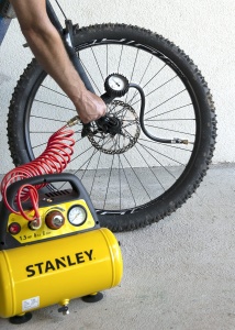 Compresor de aer Stanley DN20086 - 6L, 1100W, 8 Bar, Galben - Img 2