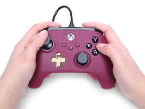 Controler PowerA Wired Advantage Plus pentru Xbox Series X|S - Rosu Rubin, Licenta oficiala, Stick-uri reglabile pe inaltime, Stick-uri cu efect Hall, Butoane asignabile - Img 2