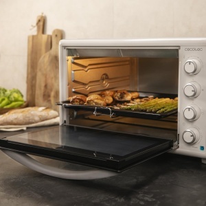 Cuptor cu convectie de masa Cecotec 60 litri BakeToast 6090 Gyro alb 2200 W Iluminat interior 12 functii Temperatura pana la 230degC Usa dubla din sti - Img 7