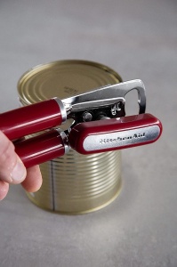 Deschizator de conserve si deschizator de sticle multifunctional KitchenAid Classic usor de utilizat roata de taiere din otel inoxidabil ascutita mane - Img 6