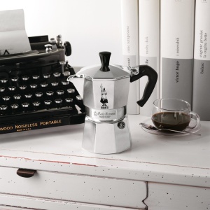 Espressor cafea Bialetti Moka Express 12 cesti, aluminiu, ergonomic - Img 2