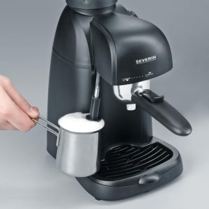 Espressor SEVERIN, aparat de cafea mic pentru pana la 4 cani de espresso, aparat de cafea cu spumant de lapte pentru specialitati de cafea-lapte, ideal pentru persoane singure, negru, KA 5978 - Img 5