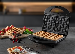 Fier de vafe Bestron Bruxelles in design retro, aparat de vafe pentru 2 vafe belgiene, cu acoperire antiaderenta si cos suspendat, 700 W, culoare: negru mat, negru mat - Img 3