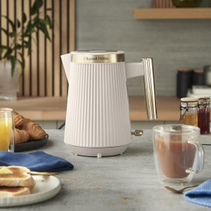 Fierbator electric Russell Hobbs Bronte 26751-70, 1.7L, 2400W, design mat cu accente aurii - Img 6