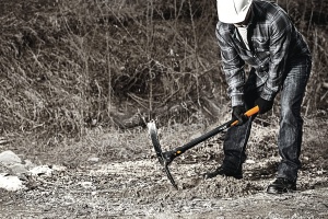 Fiskars Kreuzhacke IsoCore L 91 cm NegruPortocaliu pentru Soluri Dure - Img 5