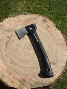 Fiskars Ultra Universalaxt U14 Topor Compact 355 cm ToughCoat Negru - Img 4