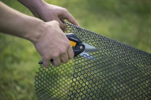 Foarfeca universala Fiskars SingleStep SP28, 20.8 cm, lame din otel de inalta calitate, negruportocaliu - Img 2