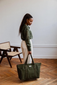 Geanta pentru scutece Beaba Madrid XXL 44L, khaki, 11 compartimente, impermeabila - Img 3