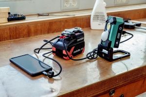 Incarcator Power Metabo PC 18-65, 18V, Powerbank, LED - Img 5