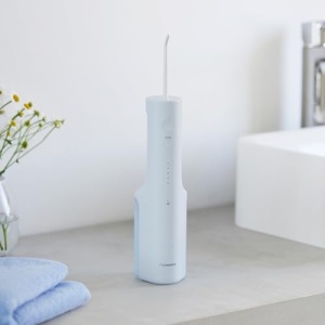 Irigator oral Panasonic seria 300 EW-DJ27-A303, irigator dentar, irigator oral wireless, 200 ml, IPX7, 4 duze standard, 5 niveluri de presiune a apei, accesorii de calatorie, albastru gheata - Img 10