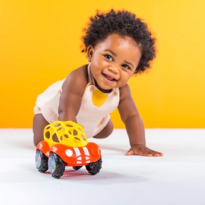 Jucarie auto Bright Starts Oball Rattle Roll pentru bebelusi 3 luni albastru sau rosu - Img 5