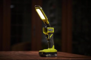 Lanterna LED RYOBI RSL18-0, 800 Lumen, 3 Moduri de Lumina, Fara Fir - Img 4