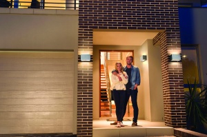 LEDVANCE SMART+ WI-FI BRICK ST RGBW 14.5cm - lampa de perete LED reglabila gri inchis cu carcasa din otel inoxidabil de inalta calitate, patrat, control de culoare RGB, 14 W, alb cald 3000 Kelvin, 600 lumeni, IP44 - Img 3