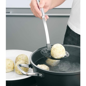 Lingura cu fante Silit Classic Line 33 cm, lingura cu fante, lingura din plastic, otel inoxidabil, rezistent la caldura, ideal pentru vase acoperite, poate fi spalat in masina de spalat vase - Img 2