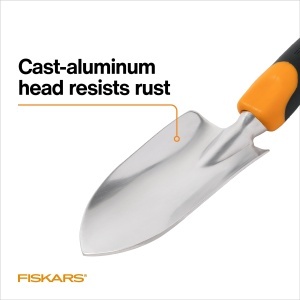Lopata de gradina Fiskars Ergo cu maner ergonomic, cap din aluminiu, cu gaura de prindere - Img 4