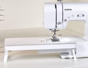 Masa de extensie Brother WT17 pentru masini de cusut CS10SFS40SFS40WTFS60XFS70WT - Img 3