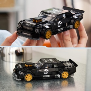 Masina de Jucarie LEGO Speed Champions Ken Block 1965 Ford Mustang Hoonicorn V1, 345 Piese - Img 5