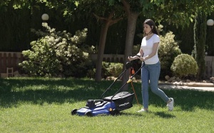 Masina de Tuns Iarba Goodyear 1800 W, 40 cm latime, 35 l sac - Img 7