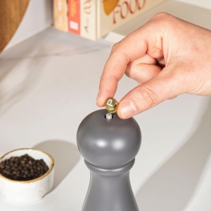 Mina de sare si piper Salter Olea, universala, cu mecanism din ceramica, 56 g sare, 24 g piper, antracit - Img 5
