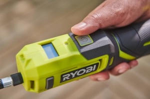 Mini compresor fara fir RYOBI 4 V USB-Litiu RI4-120G, incl. 1 baterie de 4 V 2,0 Ah si cablu de incarcare USB-C - Img 4