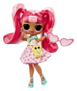 Papusa L.O.L. Surprise Tweens - Cherry B.B. - Outfit si Accesorii Incluse - Img 2