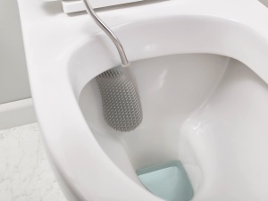 Perie de toaleta Joseph Joseph Flex cu suport design compact anti-picurare grialb - Img 4