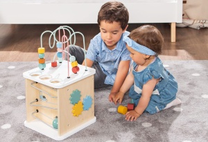PINOLINO Motor Ability Cube Sanna, din lemn, 10 buc. cu 3 bile, 6 blocuri plug-in, bucla de abilitati motorii, lacuit colorat, natural - Img 2