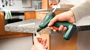 Pistol de lipit Bosch PKP 36 LI cu acumulator 4 batoane de lipici incarcator Micro-USB - Img 5