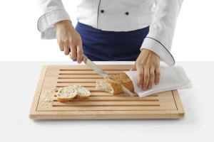Placa de taiat din lemn APS Rubberwood, 32 x 47,5 cm, cu compartiment pentru firimituri - Img 2