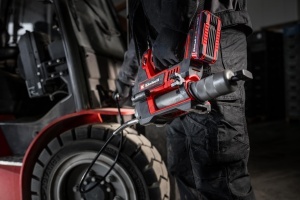 Presa de gresare Einhell TP-GR 18690 Li Solo 18V 690 bar 295 mlmin LED 2 trepte - Img 4