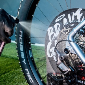 Protectie pentru frane de bicicleta Errecom, cu sac pentru reziduuri, neopren - Img 6