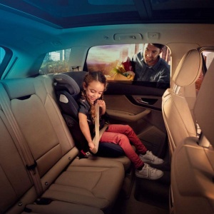 Scaun auto Maxi-Cosi Kore i-Size, 3,5-12 ani, ISOFIX, Ajustabil, Graphit - Img 6
