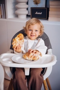 Scaun de masa pentru copii MoMi REKI 2-in-1, 6-36 luni, 5 puncte de siguranta - Img 14