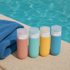 Set 4 Flacoane de Calatorie BEPER C302AAC010, 90 ml, Silikon, Etui Transparent