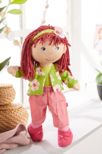 Set de imbracaminte pentru papusi HABA Blumenzauber, 4 piese, verde si roz - Img 4