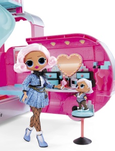Set de joaca L.O.L. Surprise Glamper - Rulota argintie cu 55 de accesorii, lumini si sunete - Img 9