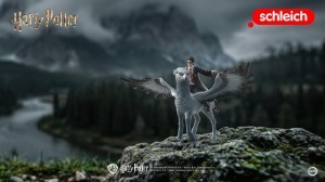 Set Figurine Harry Potter - Harry Potter pe Seidenschnabel, Detaliat, 2 Piese - Img 3