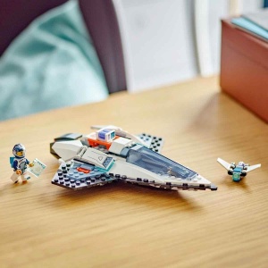 Set LEGO City Raumschiff 60430 cu astronaut si drone, 240 piese, pentru copii 6 - Img 2