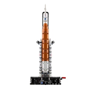 Set LEGO Technic NASA Artemis SLS - Racheta si Raumschip, 632 piese, 70 cm - Img 4