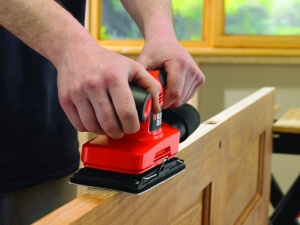 Slefuitor orbital BlackDecker KA320EKA-QS, 240W, negru, cu 5x hartie abraziva - Img 7