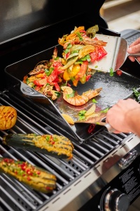Spatula pentru gratar ROSLE Plancha, din otel inoxidabil, 37 cm, cu maner confortabil - Img 4