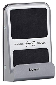 Statie de incarcare wireless Legrand Qi, 5W, IP66, pentru smartphone-uri