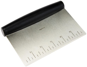 Taietor/racleta de bucatarie multifunctional Basics, otel inoxidabil, 15,5 cm, negru, argintiu