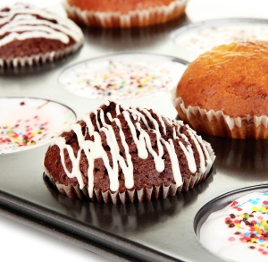 tava de copt antiaderenta wenco Muffin tin 12, poate fi spalata in masina de spalat vase, otel carbon - tava de briose pentru 12 briose - rezistenta la caldura pana la 220degC, neagra - Img 5
