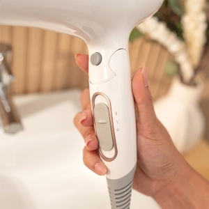Uscator de par de calatorie Cecotec IoniCare PowerundGo Heaven, 2000W, 2 temperaturi, 2 viteze, functie aer rece, include concentrator si difuzor, sistem de ingrijire a parului, curatare usoara, cuier - Img 8