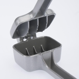 Westmark Small Ice Chusher ClesteConcasor pentru cuburi de gheata aluminiu turnat sub presiuneCuby argintiu 12002260 173 x 65 x 45 cm - Img 6